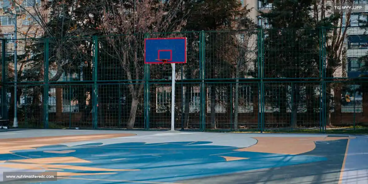 星空官网🏀球场见真章,热爱永不褪色!